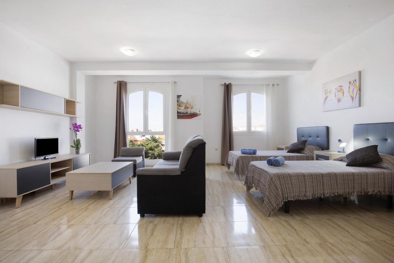 Apartamento Betty F بويرتو ديل روزاريو المظهر الخارجي الصورة