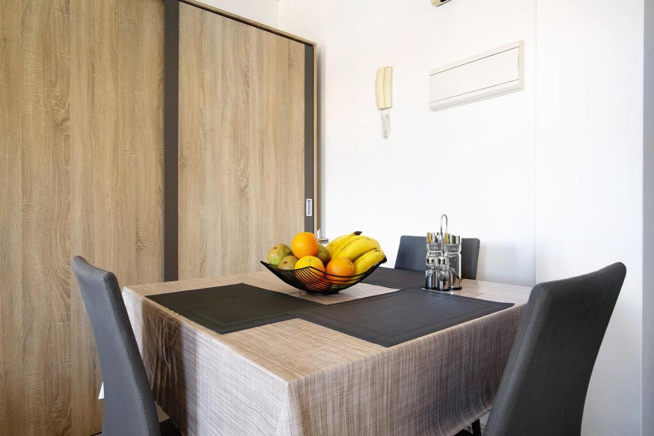 Apartamento Betty F بويرتو ديل روزاريو المظهر الخارجي الصورة